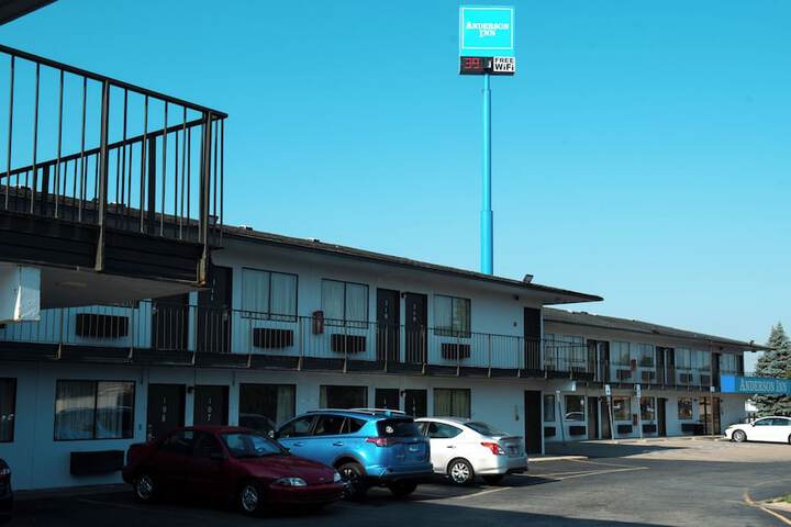 Hotel 4 of 23