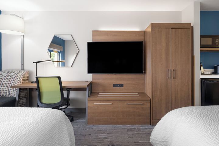 Holiday Inn Express Sheboygan-Kohler by IHG