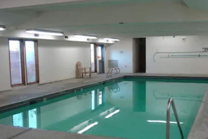 The Dublin House Motel