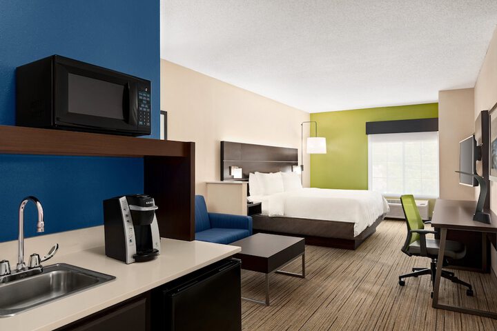 Holiday Inn Express & Suites McAlester by IHG