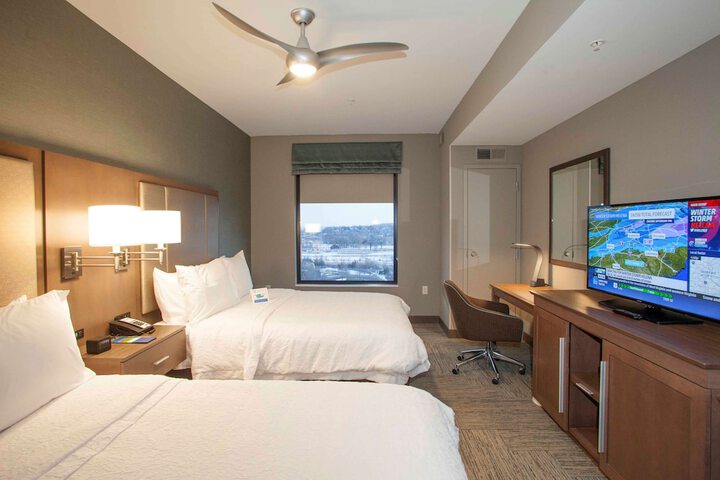 Room 49 of 81