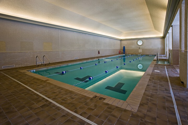 Williamsburg Lodge Autograph Collection