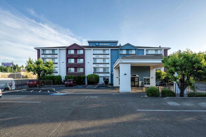 Best Western Lake Oswego / Portland Hotel & Suites