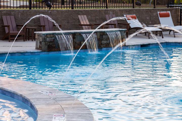 Pool 14 of 95
