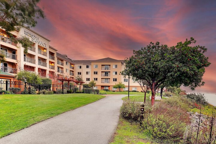 Sonesta Select San Francisco Airport Oyster Point Waterfront