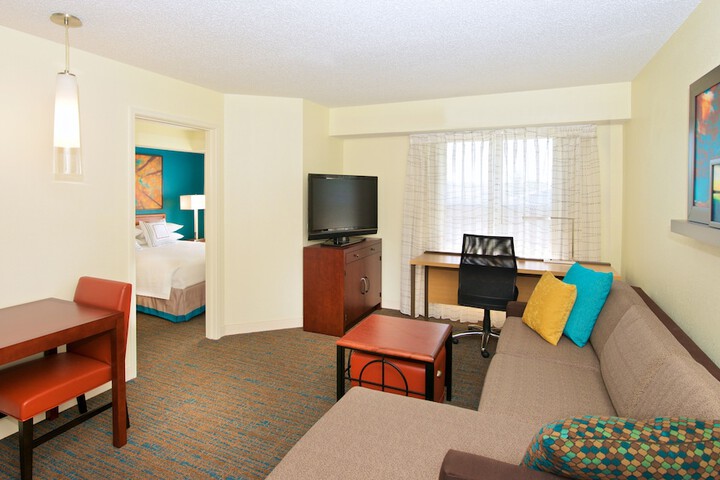 Room 14 of 34