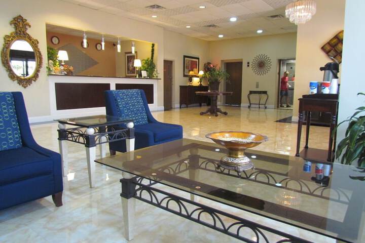 Hotel Interior 8 of 32