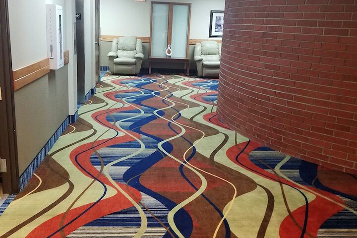 Ballroom/Hall 21 of 26