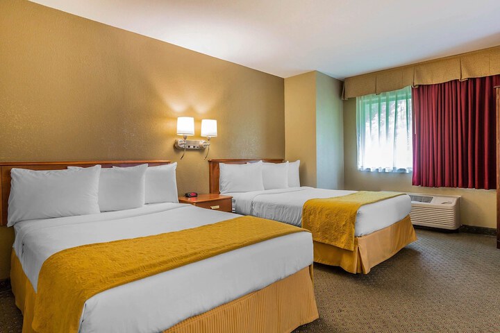 Room 15 of 37
