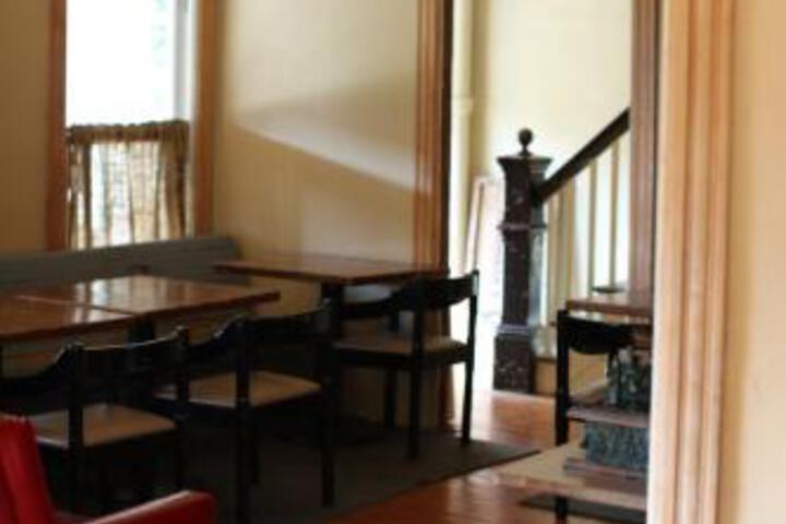 Kaaterskill House