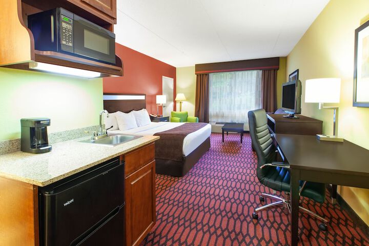 Room 14 of 42