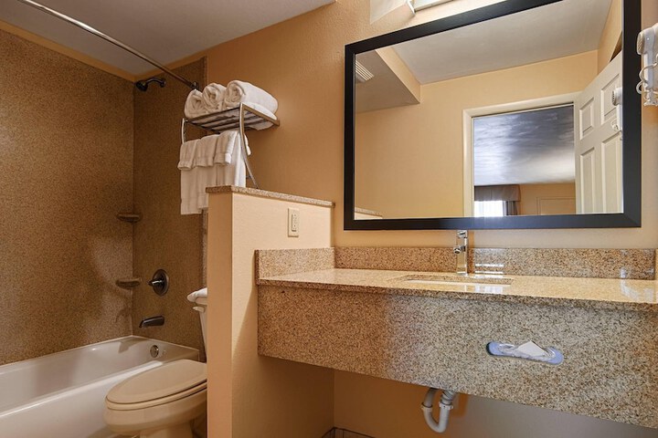 Quality Inn & Suites Williamsport