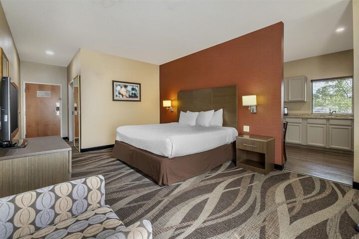 Best Western Plus University Inn