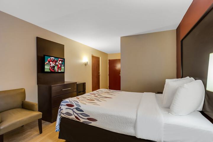 Room 35 of 39