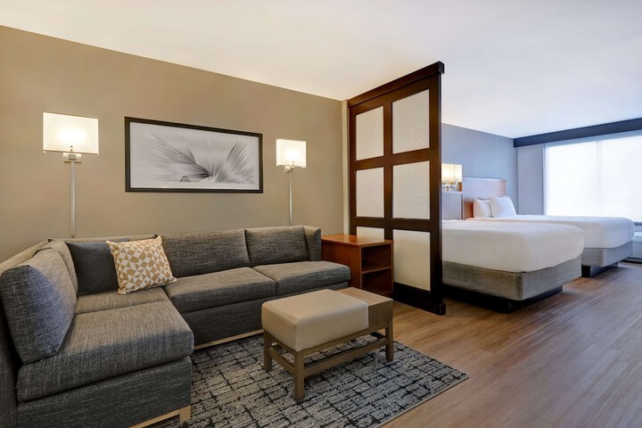 Hyatt Place San Antonio–North / Stone Oak