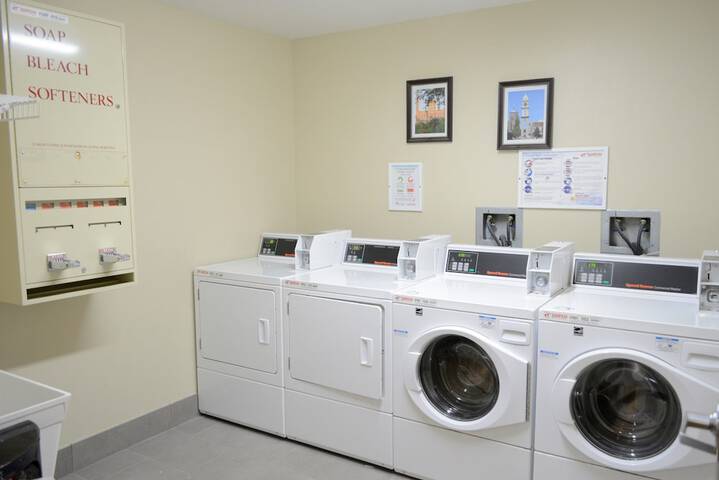 MainStay Suites Dubuque at Hwy 20