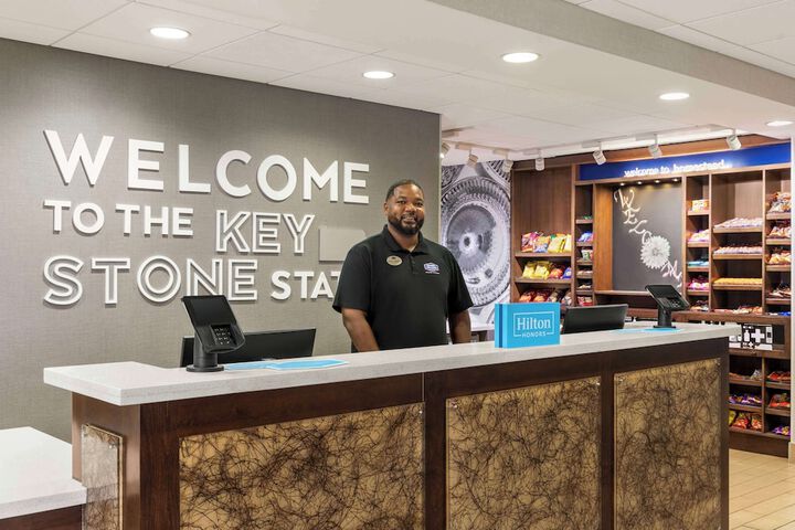 Hampton Inn & Suites Pittsburgh / Waterfront-West Homestead