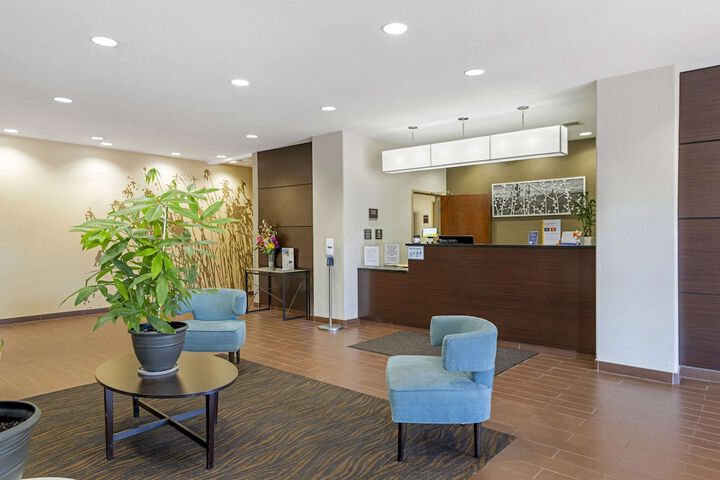 Hotel Interior 13 of 37