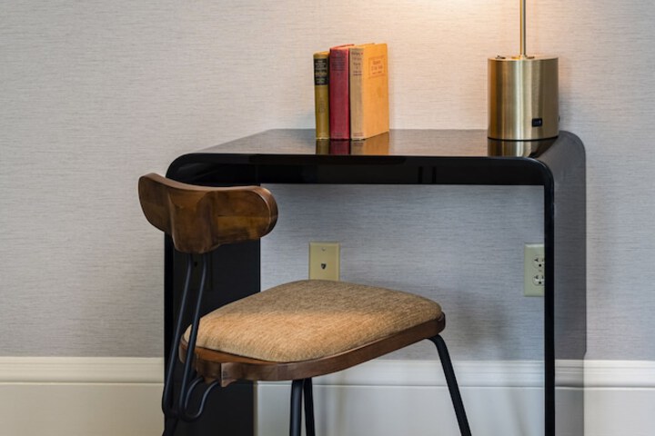 Room 40 of 60