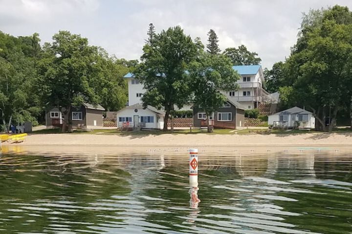 Viking Bay Resort & Lodge