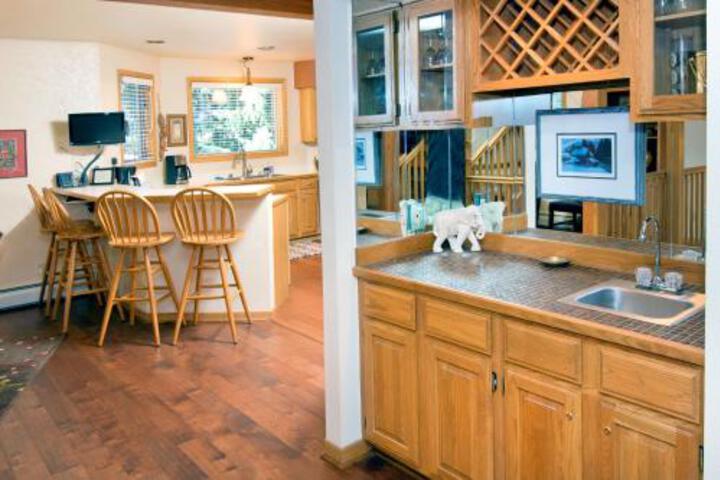 Spacious & Convenient Townhome #61 on the Golf Course