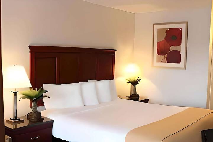 Room 12 of 27