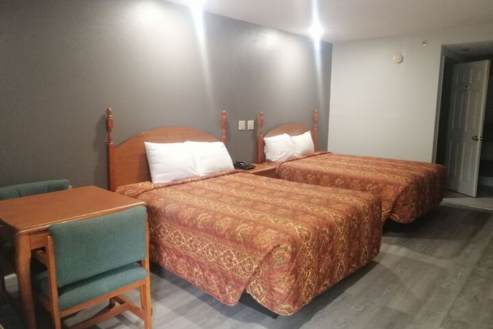 Room 7 of 22