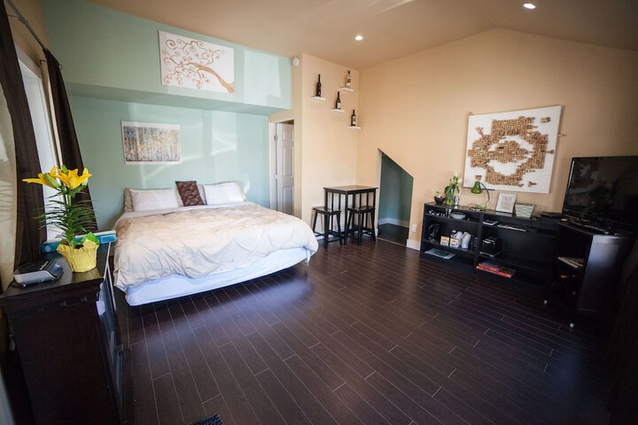 Room 29 of 48