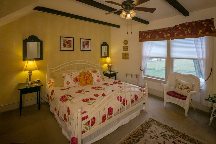 Room 46 of 95