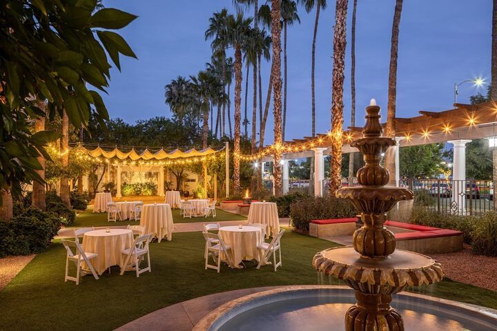 Crowne Plaza Phoenix - Chandler Golf Resort by IHG