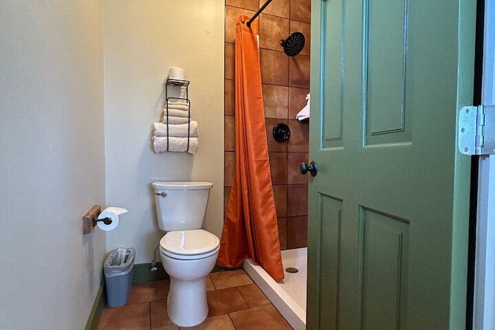Room 19 of 54