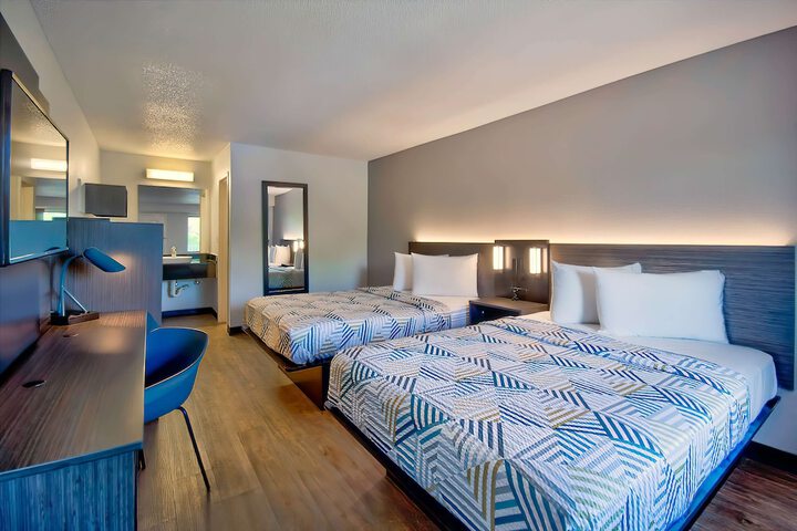 Room 14 of 22