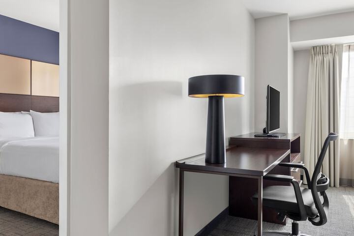 Room 26 of 39
