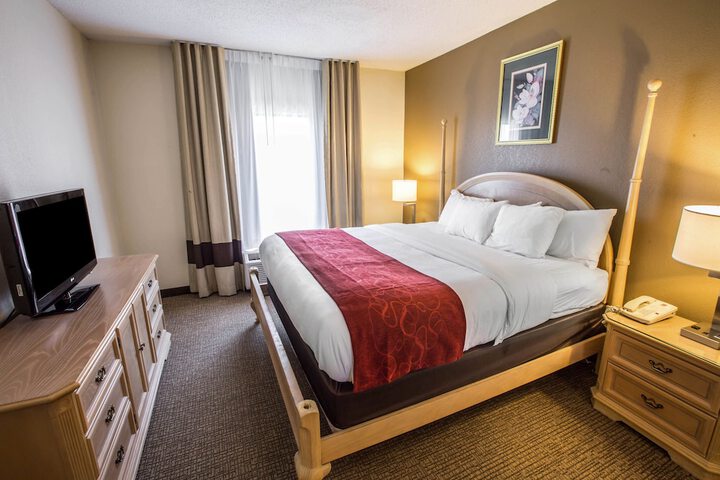 Quality Suites Morristown West