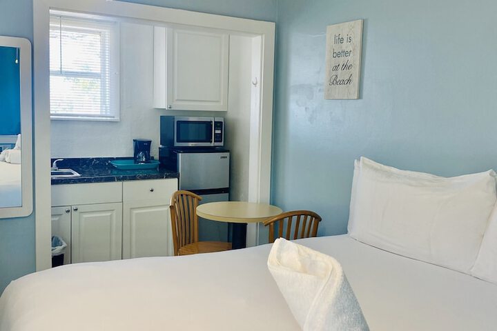 Room 34 of 51