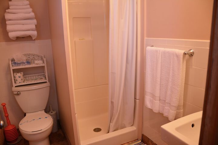 Room 26 of 38