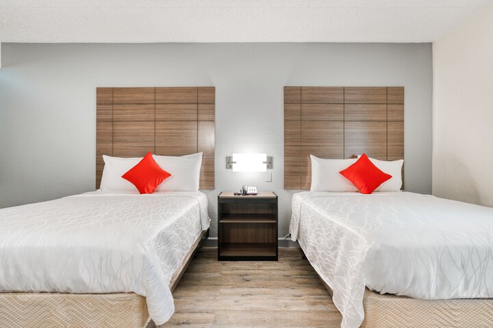 Room 9 of 43