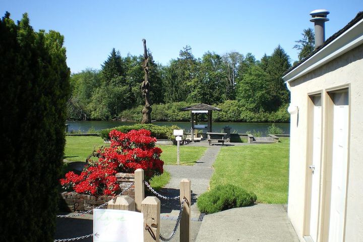 Property Grounds 18 of 22