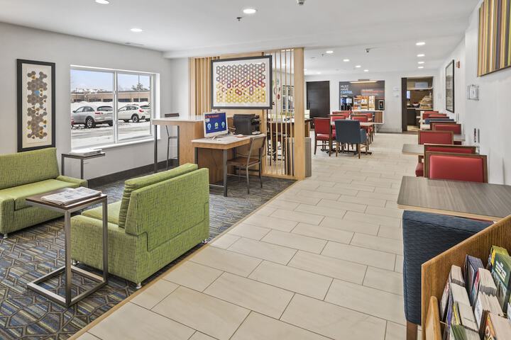 Holiday Inn Express Chicago NW - Vernon Hills by IHG