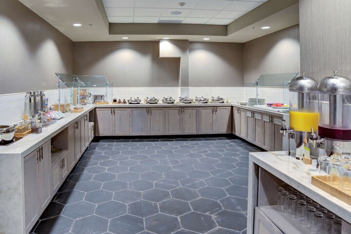 Doubletree by Hilton Harrisonburg