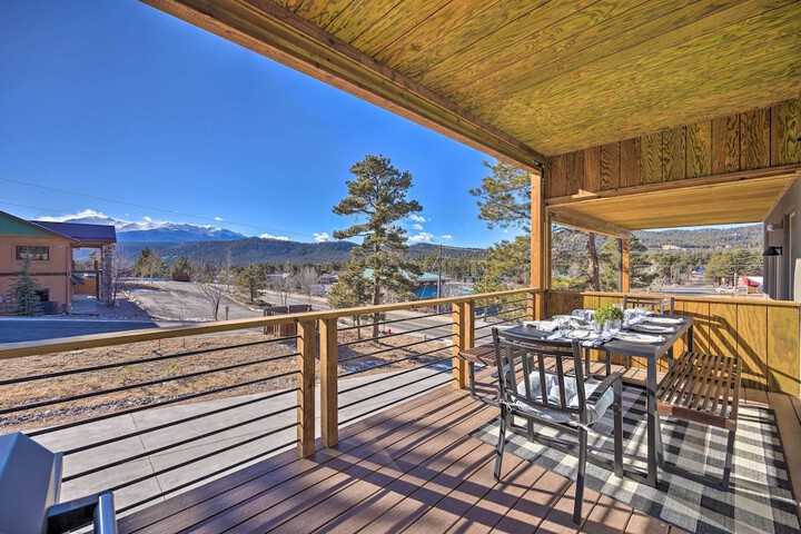 Woodland Park Escape: Licensed Hot Tub, Mtn Views