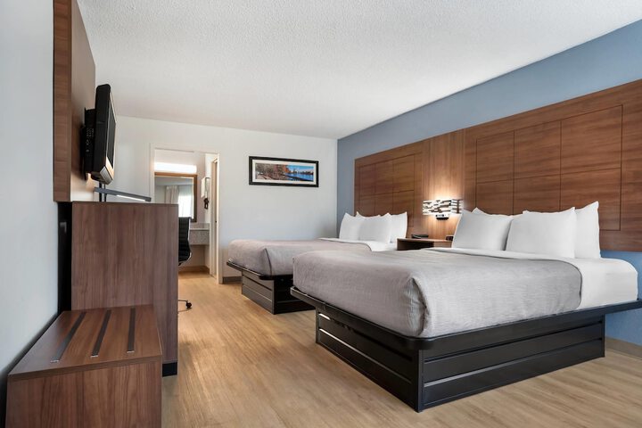 Quality Inn & Suites near Lake Eufaula