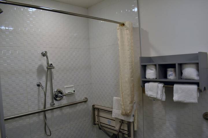 Room 22 of 29