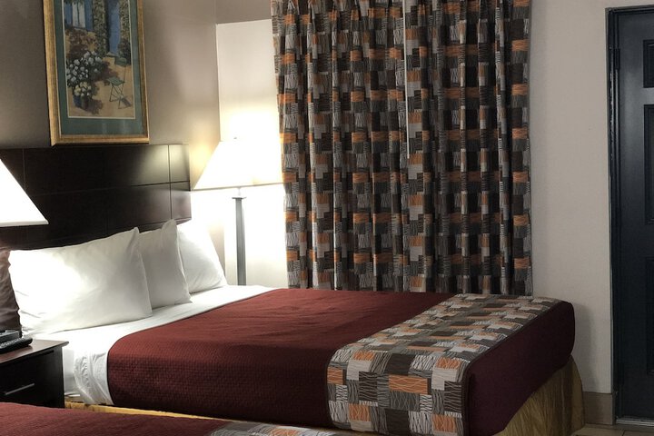 Room 34 of 38