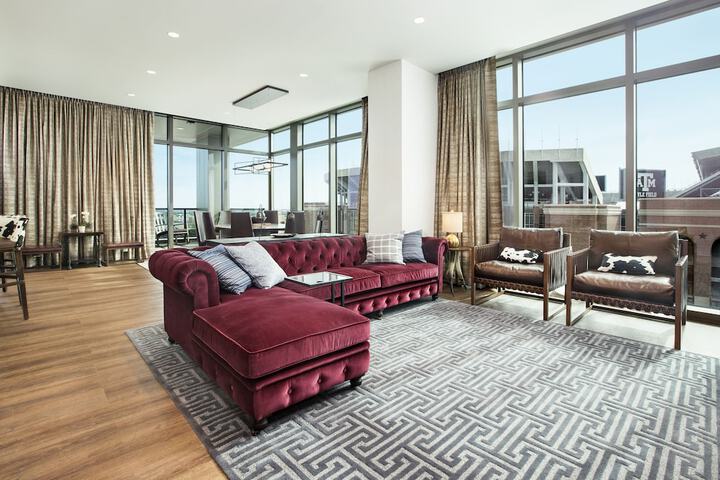 Room 10 of 55