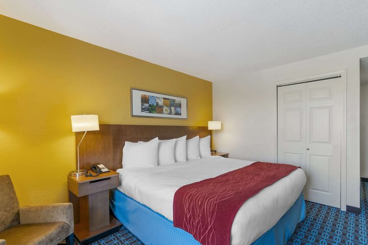 Room 14 of 40