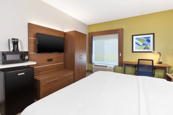 Room 26 of 39