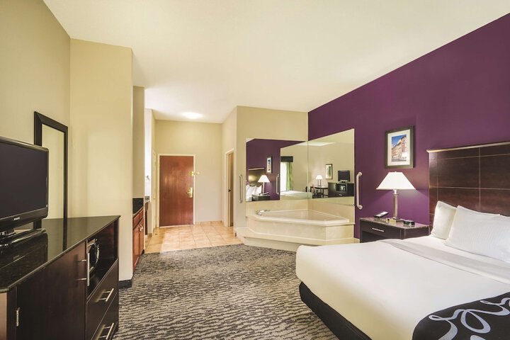 Room 29 of 35