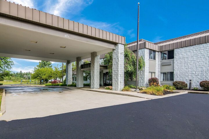 Hotel 4 of 36