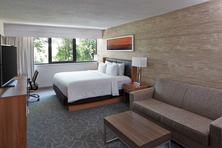 Room 21 of 63